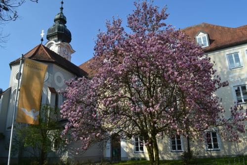 haus der begegnung heilig geist