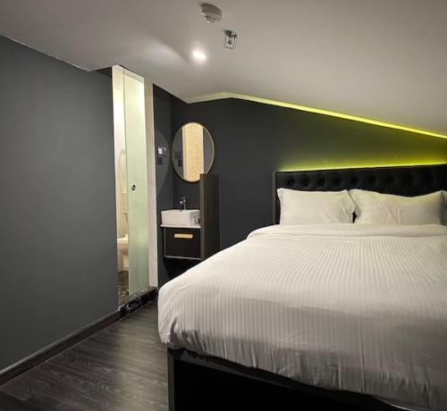 hotel jjh newly opened near bugis