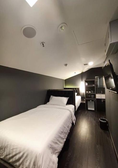 hotel jjh newly opened near bugis