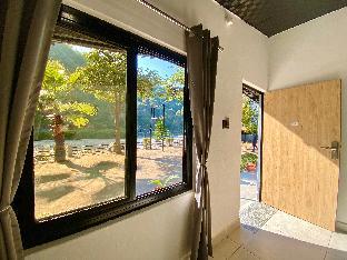 euphoric river resort