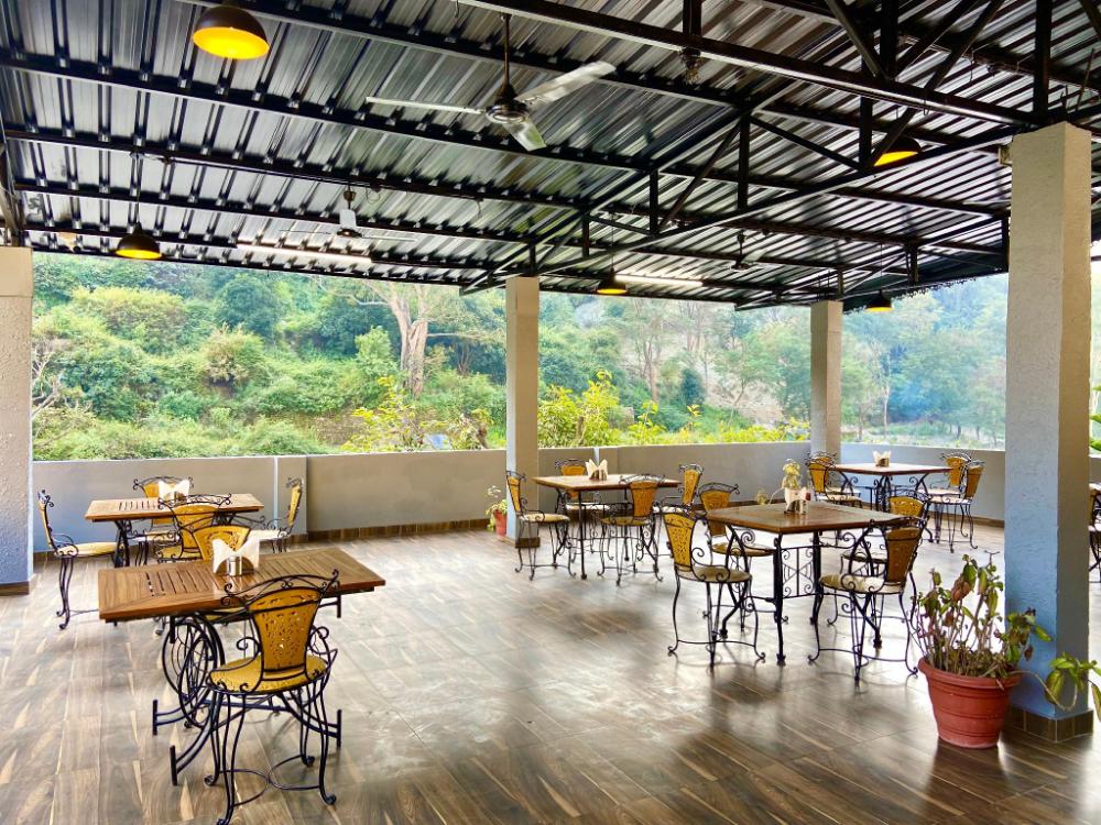 euphoric river resort