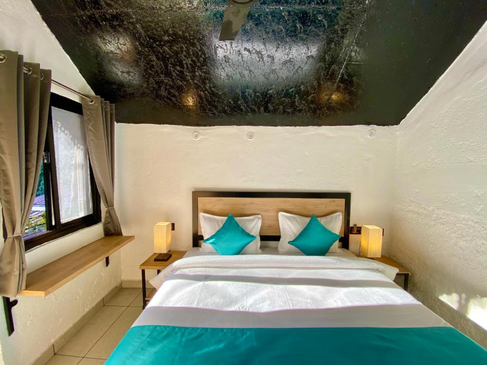 euphoric river resort