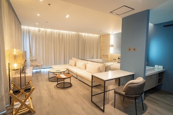 h hotel el nido vegetarian vegan hotel