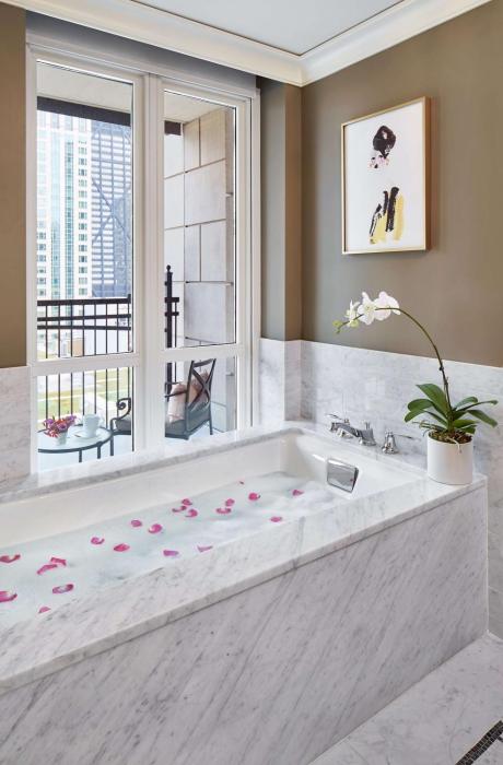 waldorf astoria chicago