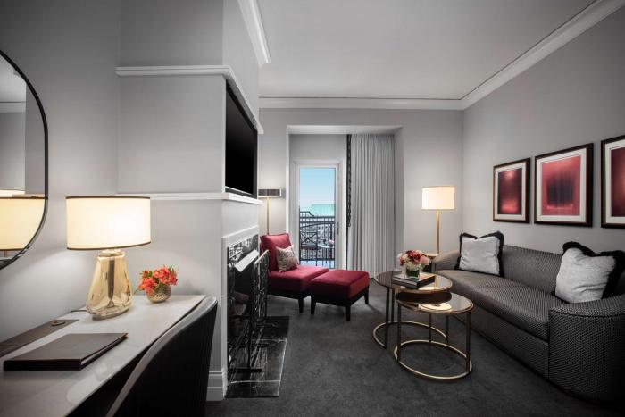 waldorf astoria chicago