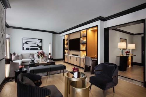 waldorf astoria chicago