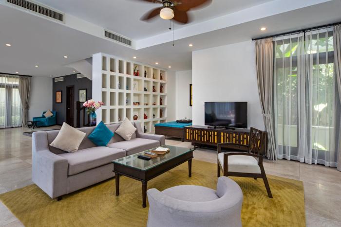 abogo resort villa beachfront city center danang