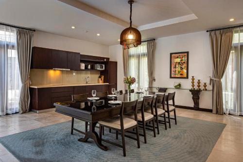 abogo resort villa beachfront city center danang