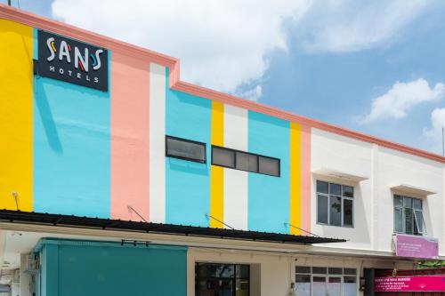 sans hotel bubulak bogor