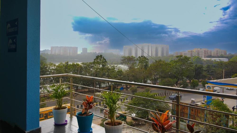 blue rocks suites sarjapur road