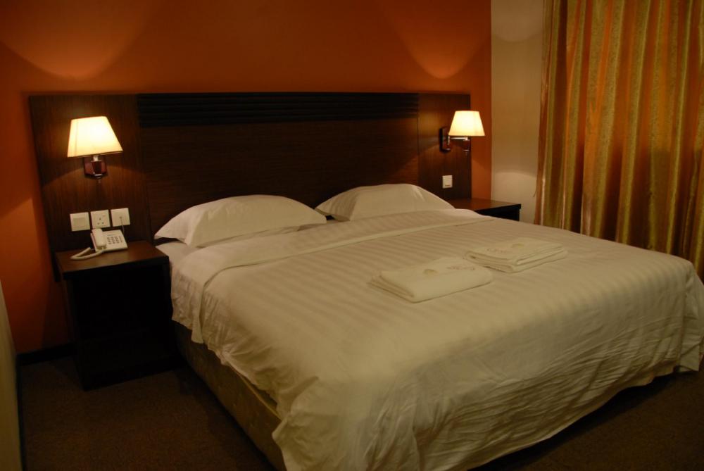 queen hotel