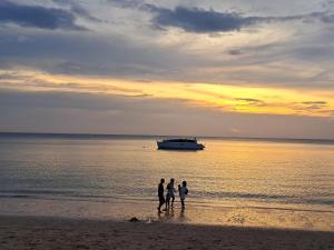 The Blue Gecko,Saladan>>Ko Lanta,2 star