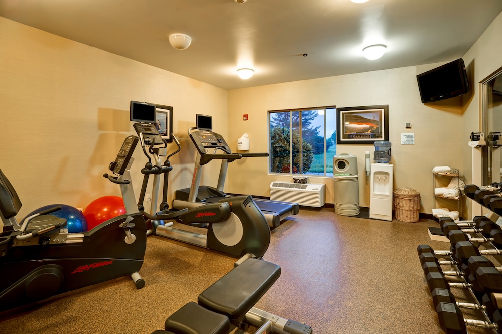 Holiday Inn Express Hotel & Suites Christiansburg By Ihg,Christiansburg>>Blacksburg,3 star