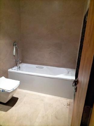 Prince Hotel,India>>Mumbai,1 star