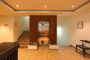 the grand tashree hotel at delhi airport
