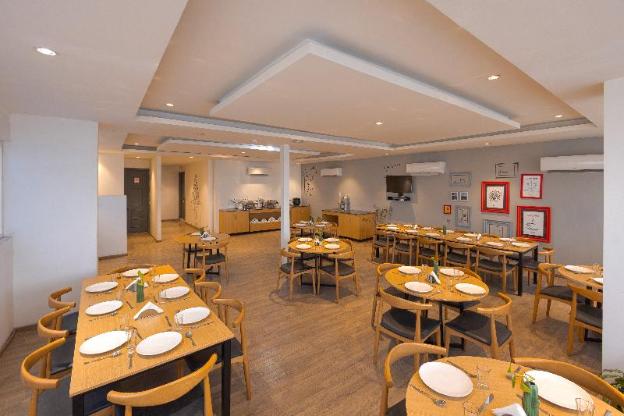 the grand tashree hotel at delhi airport