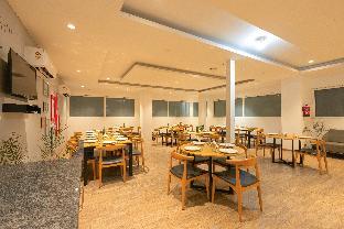 the grand tashree hotel at delhi airport