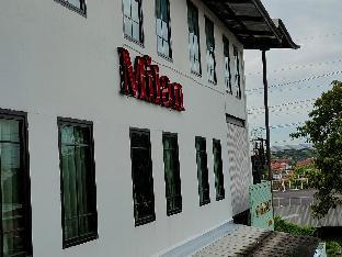 milan bkk airport residence