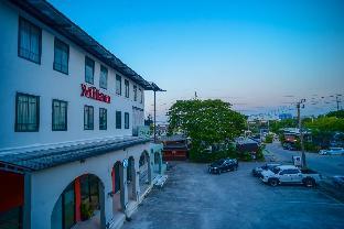milan bkk airport residence