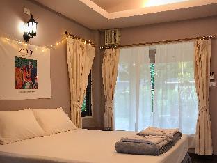 the nine bed and restaurant