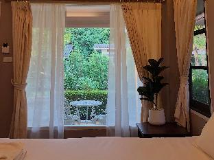 the nine bed and restaurant