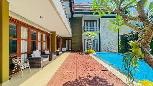 merbau luxurious villa senggigi by the lavana 5 bedroom villa