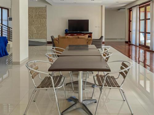 merbau luxurious villa senggigi by the lavana 5 bedroom villa