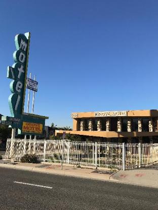 grove motel