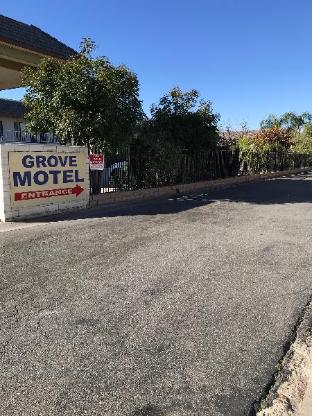 grove motel