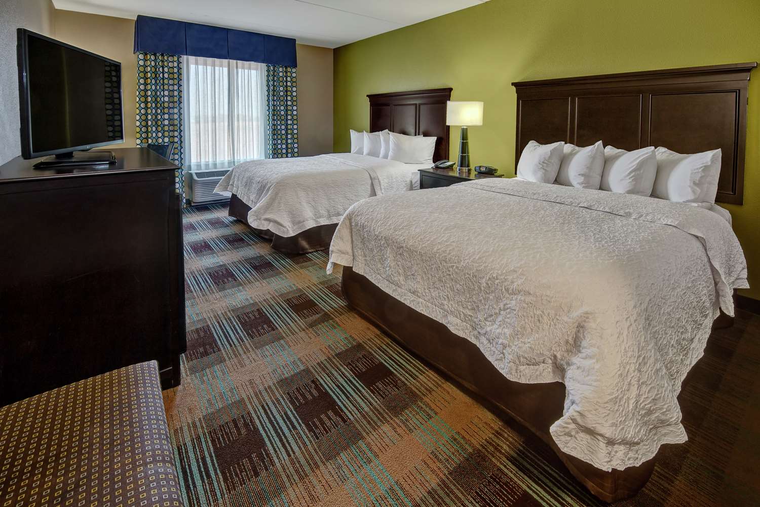 hampton inn and suites clarksville