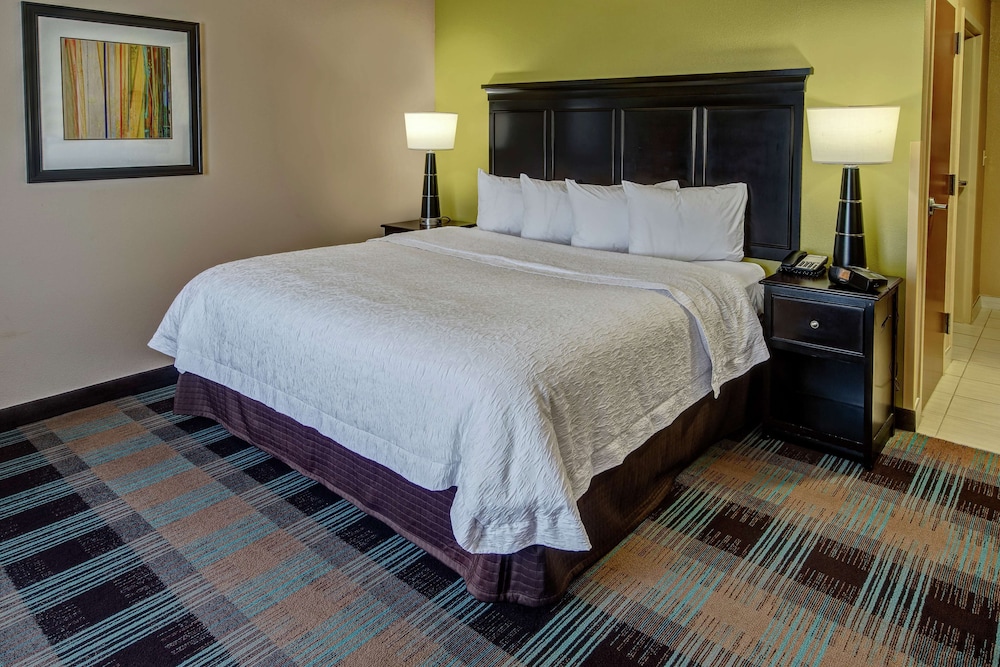 hampton inn and suites clarksville