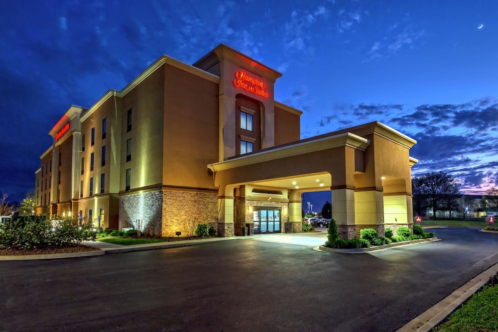 hampton inn and suites clarksville