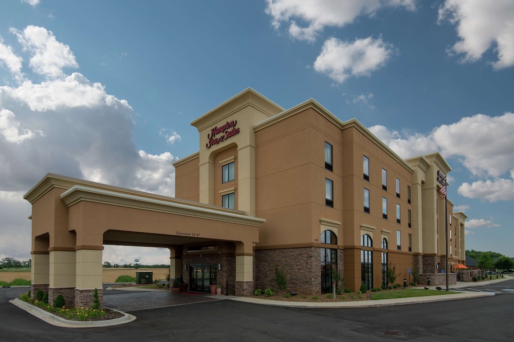 hampton inn and suites clarksville