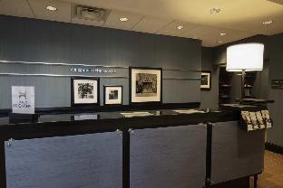 hampton inn and suites clarksville