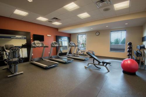 hampton inn and suites clarksville