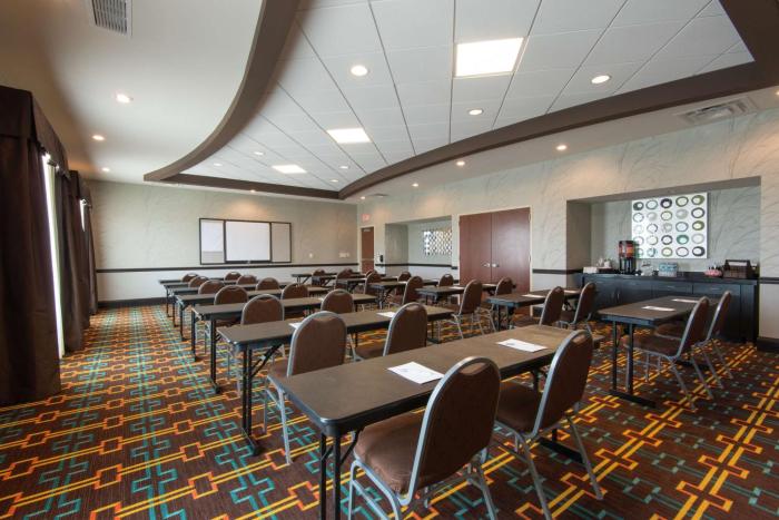 hampton inn and suites clarksville