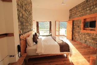 the needam luxury in the stunning himalayas