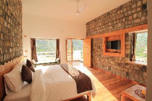 the needam luxury in the stunning himalayas