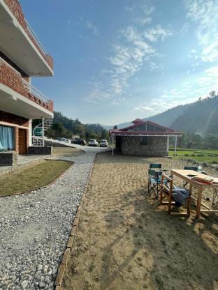 the needam luxury in the stunning himalayas