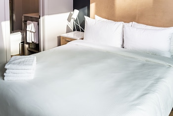 wrfy griffintown apartements