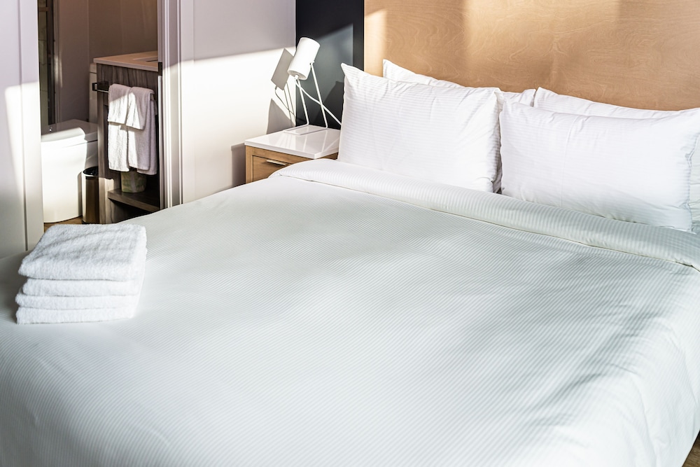 wrfy griffintown apartements