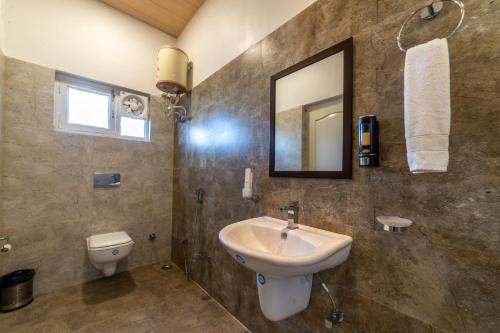 zostel plus nainital naina range