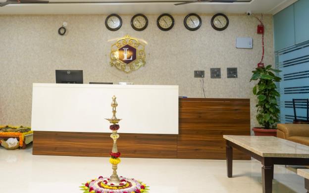 hotel lahari international