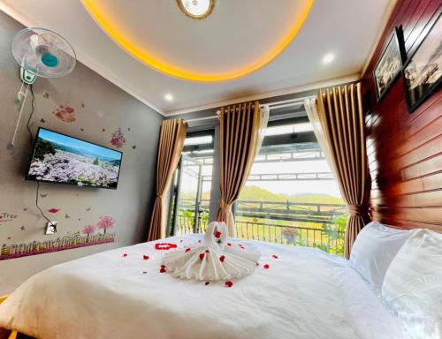 pine forest house da lat