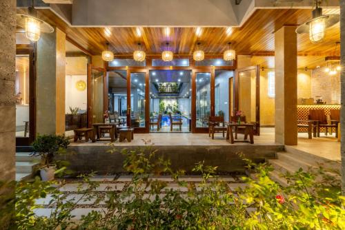 moon sun boutique villa