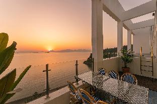 yeosu siesta poolvilla