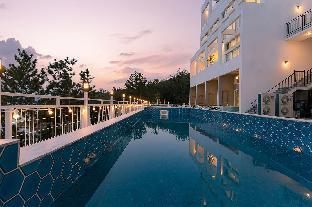 yeosu siesta poolvilla