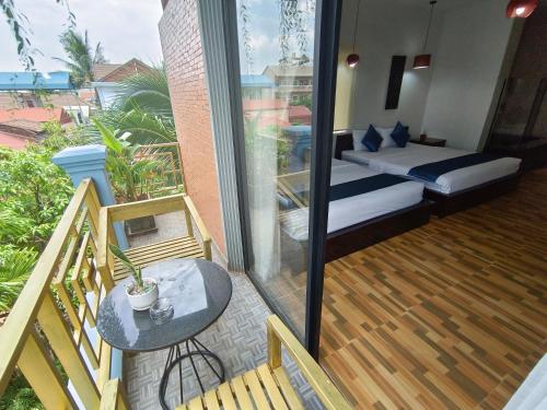 nina angkor residence