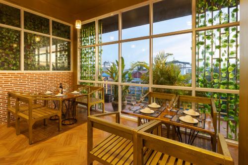 nina angkor residence