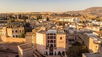 fes